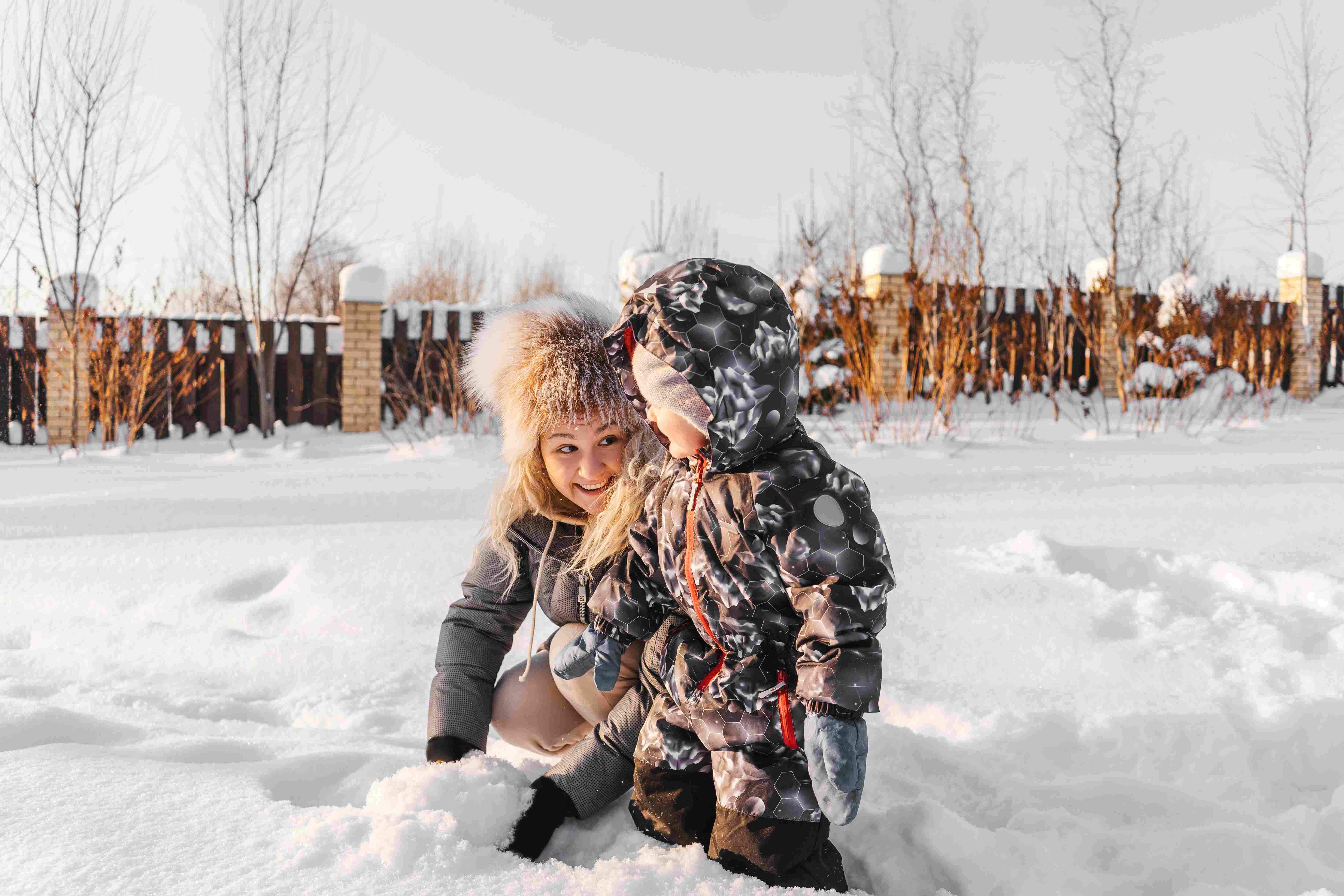 winter outdoor play